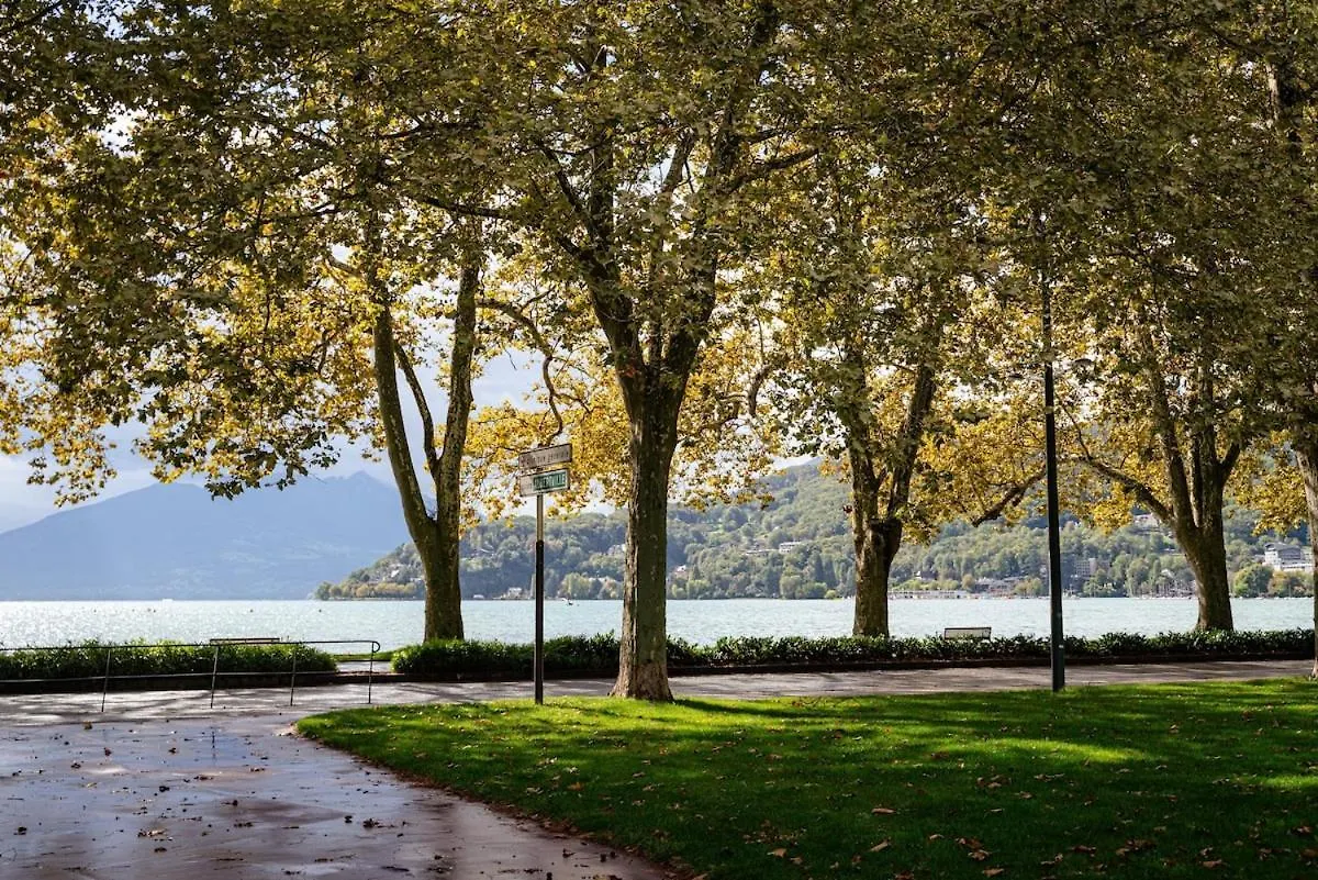 Le Cocon Du Lac Annecy Apartment